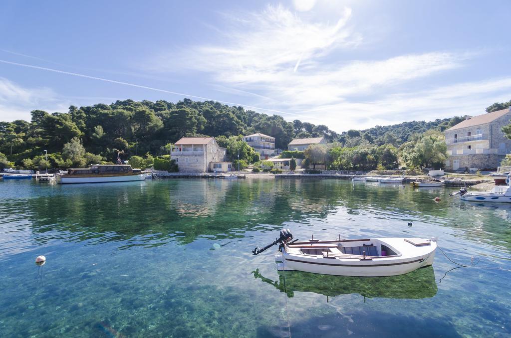 Apartments Lorena Mljet Pomena Exterior foto