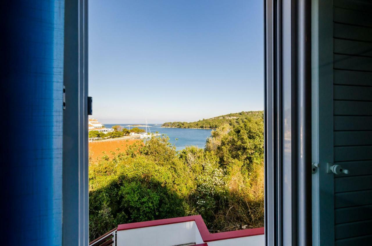 Apartments Lorena Mljet Pomena Exterior foto